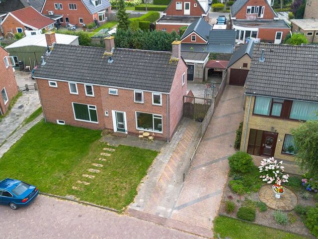 Rembrandtstraat 9, Marum