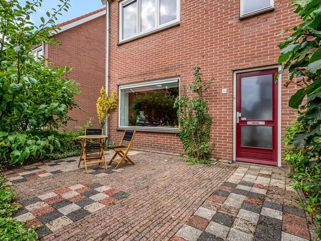 Borneolaan 48, Ede