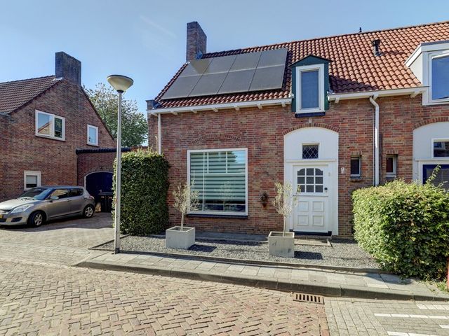 Dr. Mollerstraat 9, Etten-Leur