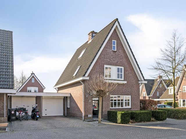 W.F. Hermanslaan 23, Kloetinge