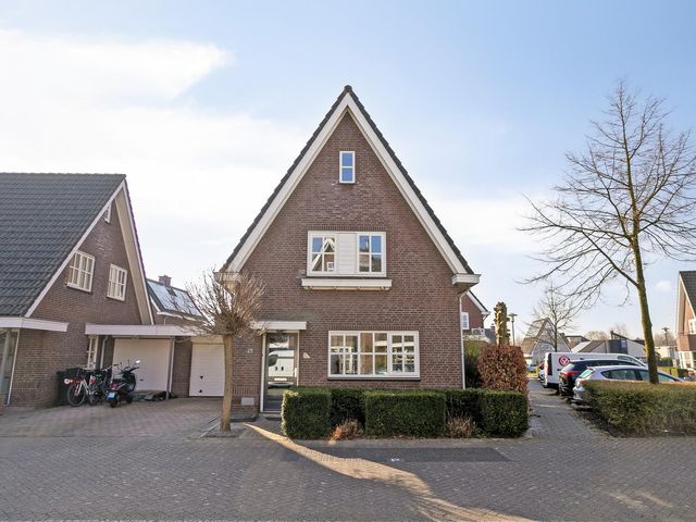 W.F. Hermanslaan 23, Kloetinge