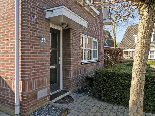 W.F. Hermanslaan 23, Kloetinge