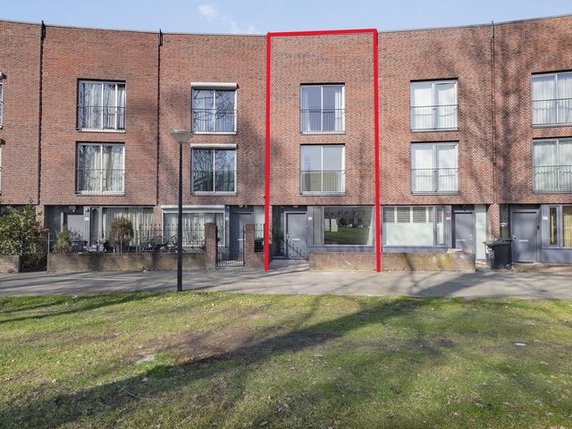 Nadezjda Mandelstamstr 53, Amsterdam