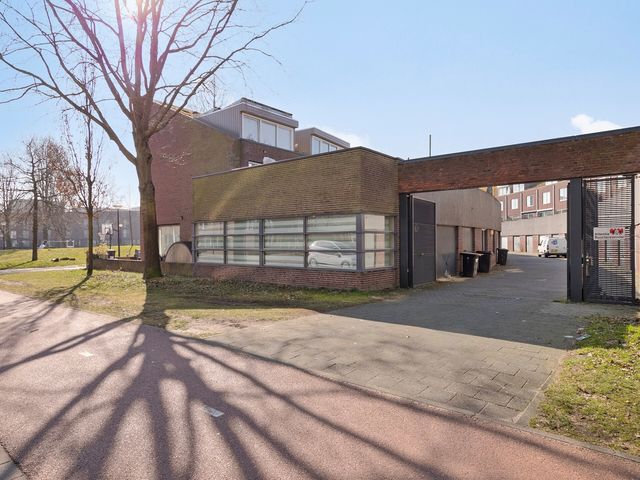 Nadezjda Mandelstamstr 53, Amsterdam