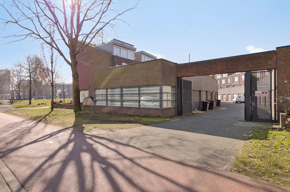 Nadezjda Mandelstamstr 53