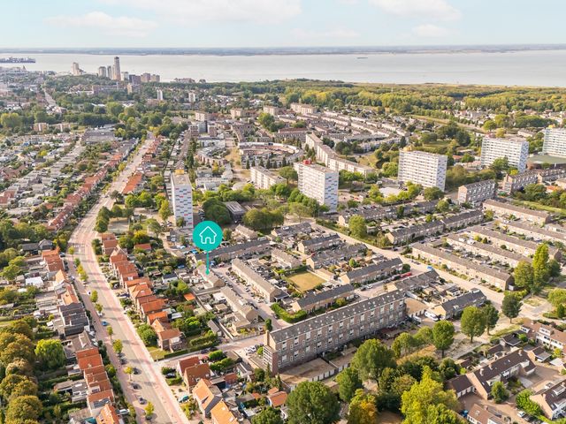 Donker Curtiusstraat 15, Vlissingen