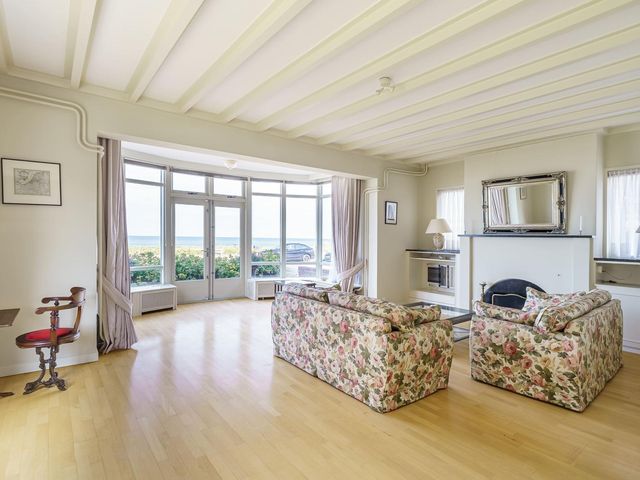 Koningin Astrid Blvd 37, Noordwijk