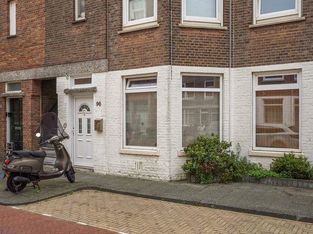 Spiraeastraat 96, Den Haag