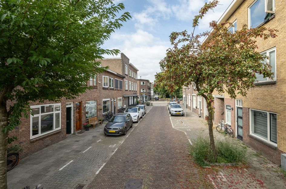Makassarstraat 22