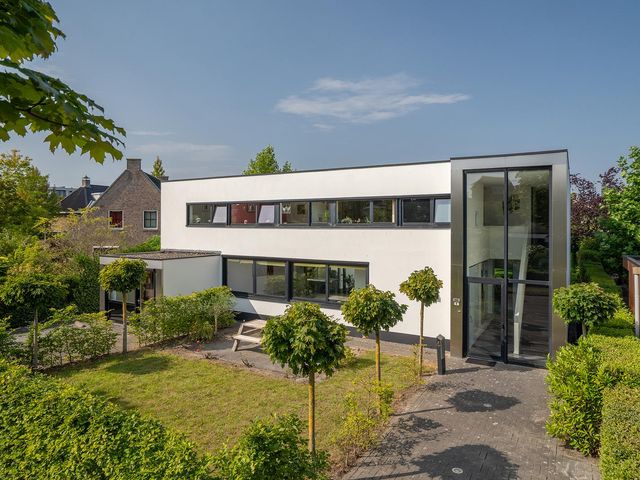 Bamshoevelaan 4, Enschede