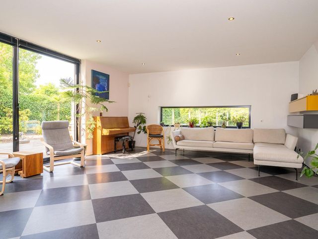 Bamshoevelaan 4, Enschede