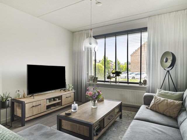 Touwslagersdreef 23, Tholen