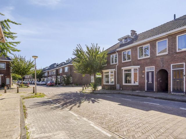 Van Riebeekstraat 94, Enschede
