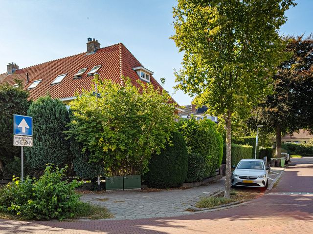 Bisonstraat 4, Bussum