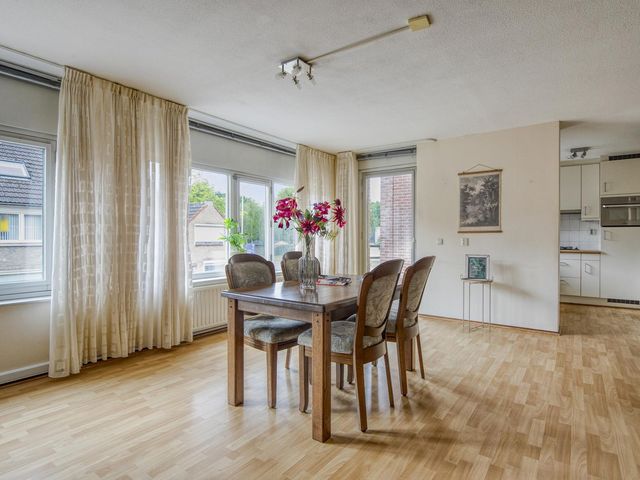 Burgerhoutsestraat 35, Roosendaal