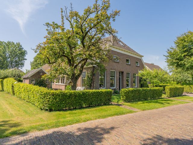 Lonerbroekweg 15, Loon