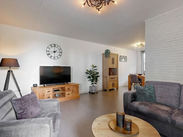 Luciastraat 36, Neeritter
