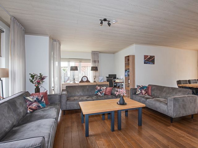 Pastoor Cramerstraat 7, Geesteren
