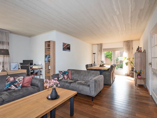 Pastoor Cramerstraat 7, Geesteren