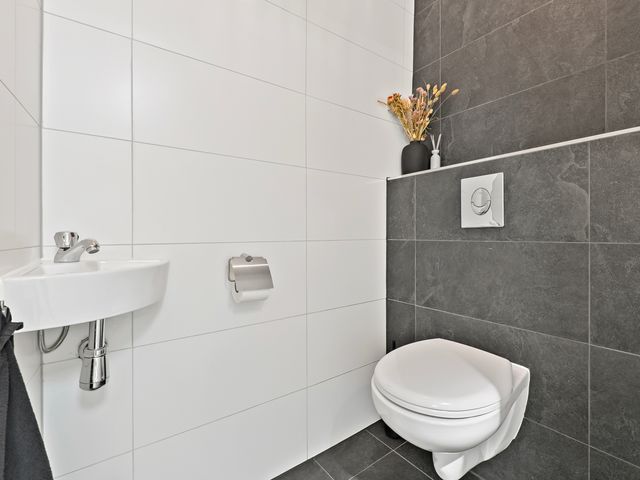 's-Herenstraat 6, Maasland