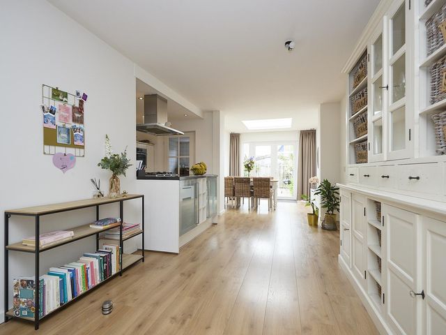 Jan van Eyckstraat 43, Axel