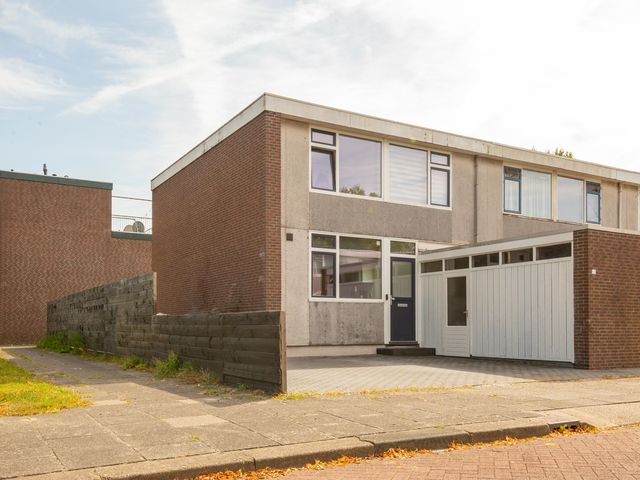 Klip 98, Lelystad