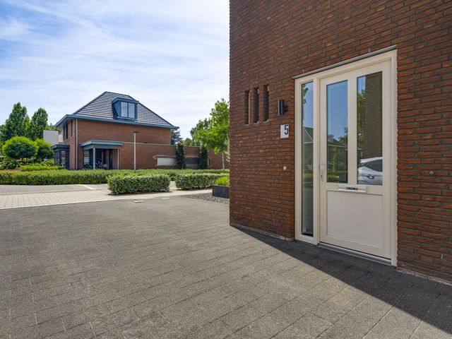 Montgomerystraat 5, Nederweert