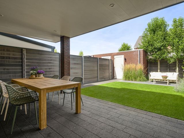 Montgomerystraat 5, Nederweert