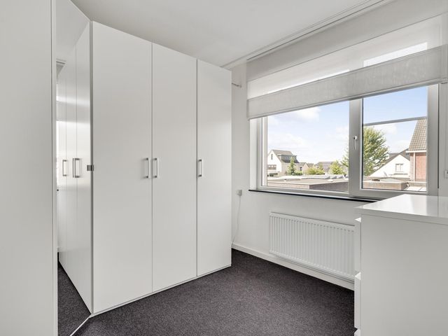 Montgomerystraat 5, Nederweert