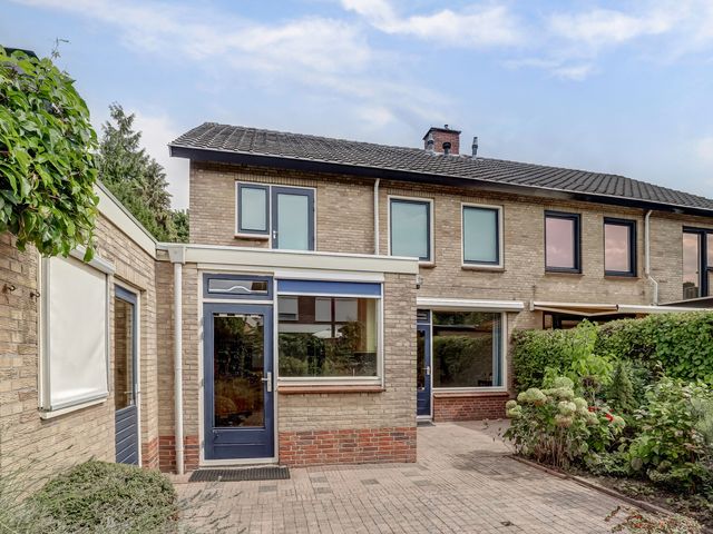 Vuurdoornstraat 17, Zevenaar