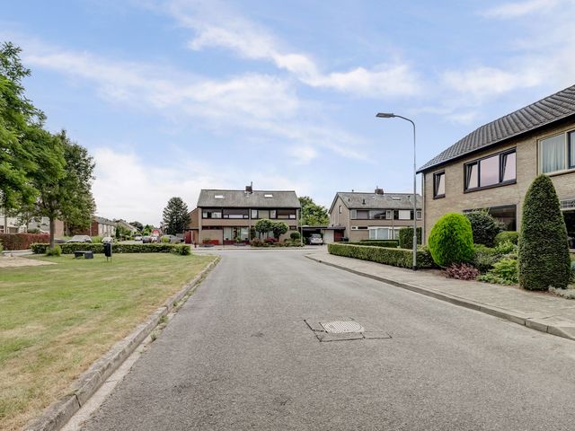 Vuurdoornstraat 17, Zevenaar