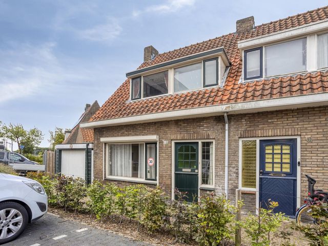 M.H.Trompstraat 33, Goes
