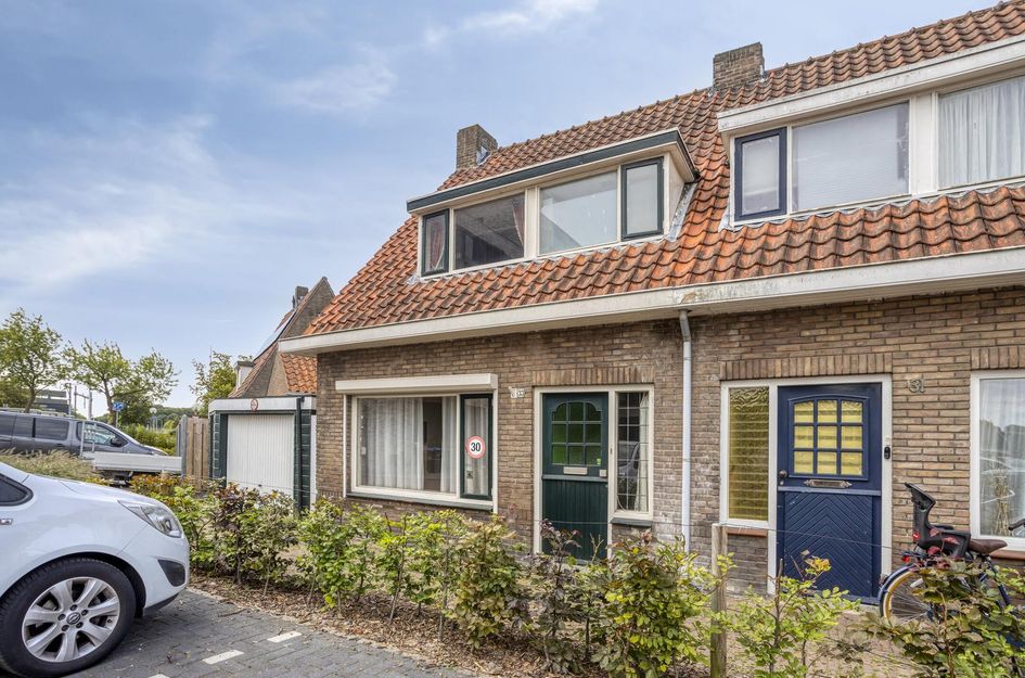 M.H.Trompstraat 33