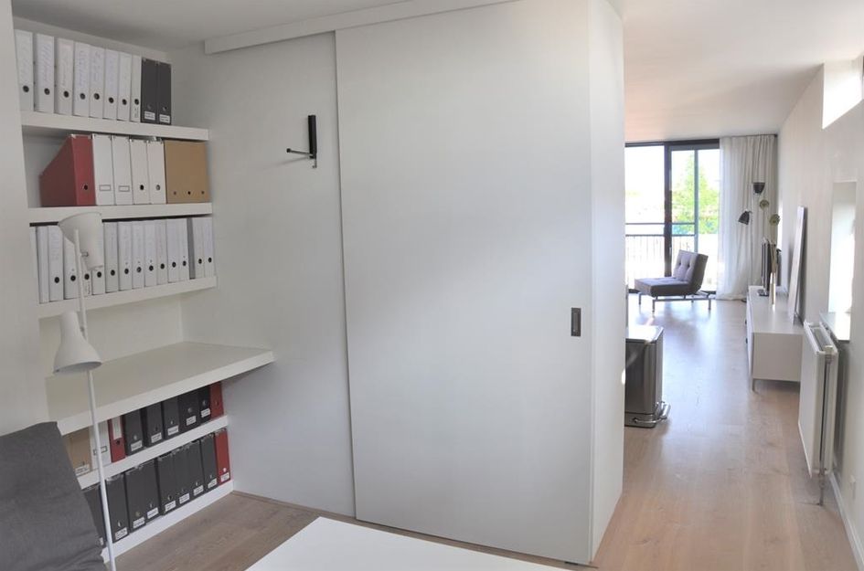Donker Curtiusstraat 75