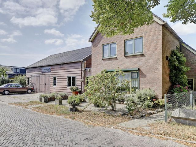 Nieuwstraat 16, Oosterland