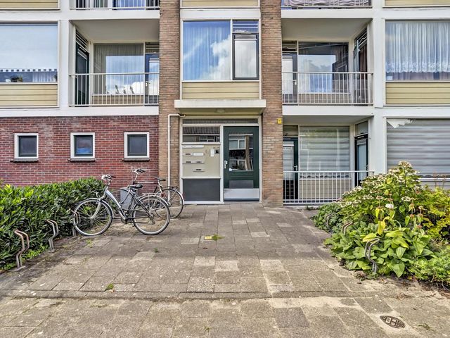 Gerard Doustraat 25, Ridderkerk