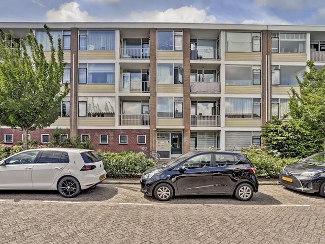 Gerard Doustraat 25, Ridderkerk