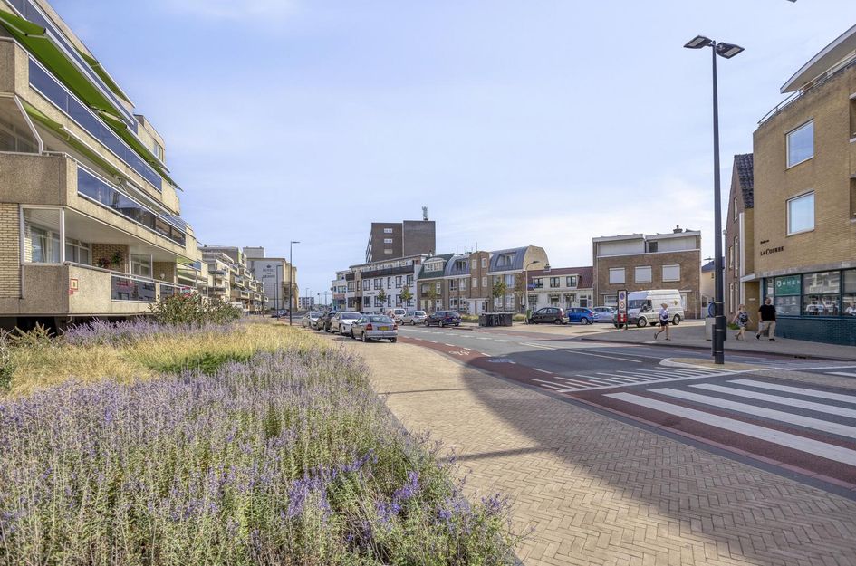 de Ruyterstraat 8D