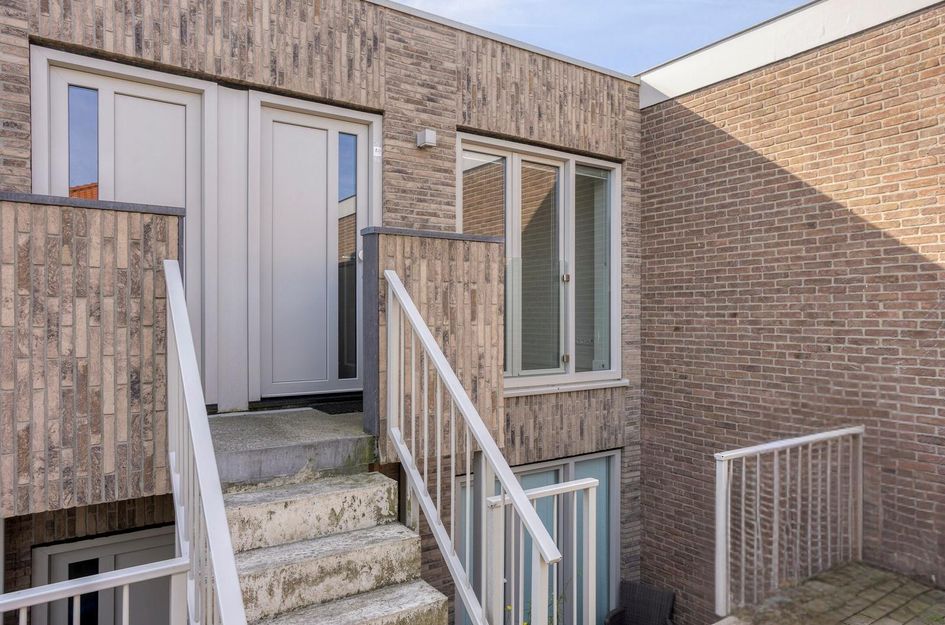 de Ruyterstraat 8D