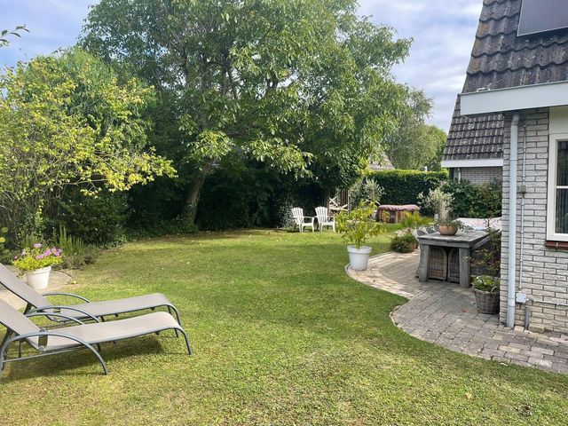 Esdoornstraat 6, 'S-Gravenpolder