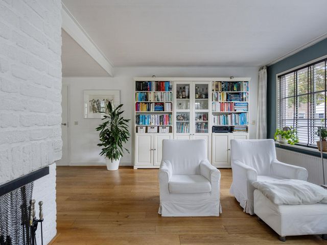 Esdoornstraat 6, 'S-Gravenpolder