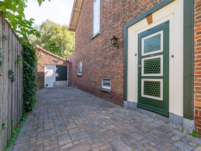 Julianastraat 11, Rhoon