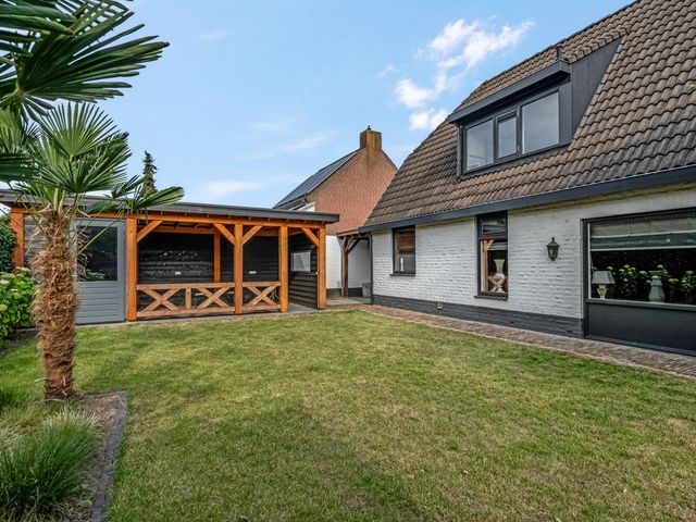 Middelveld 5, Ochten