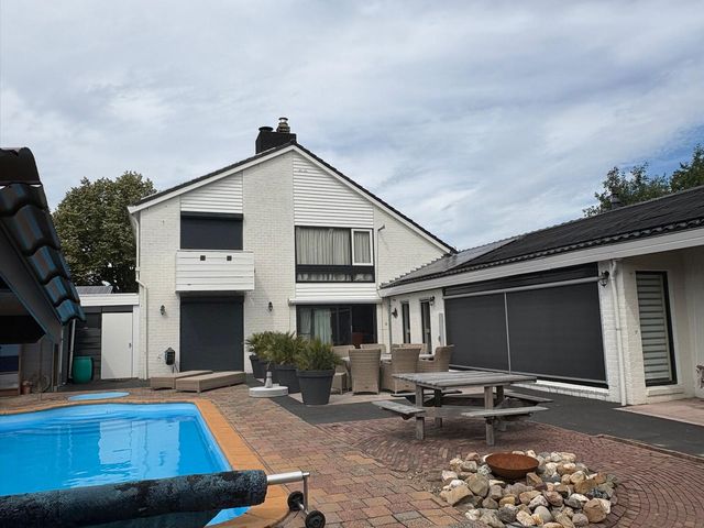 Dorpsstraat 9e, Rheden