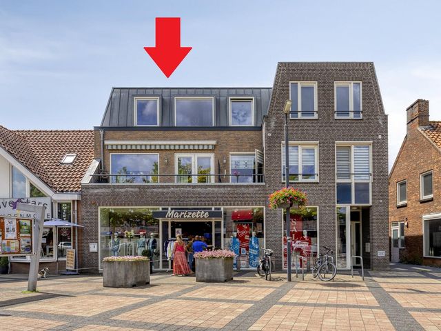 Julianaplein 4c, Zetten