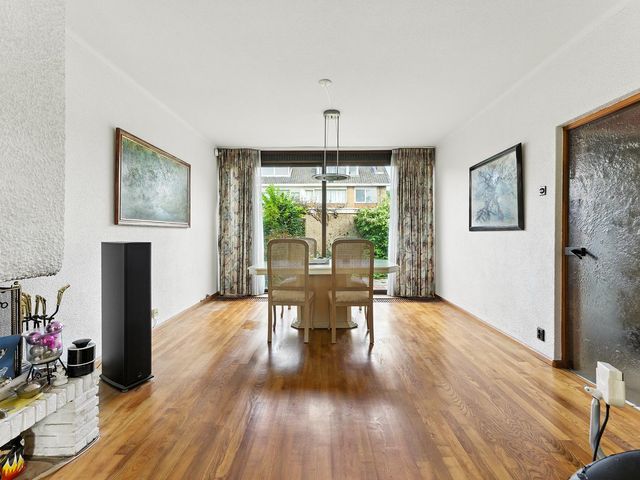 Laan van Spieringshoek 2, Schiedam