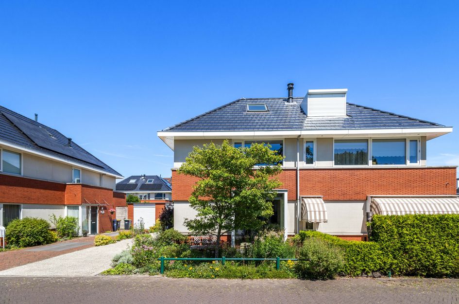 Beekjufferhof 9