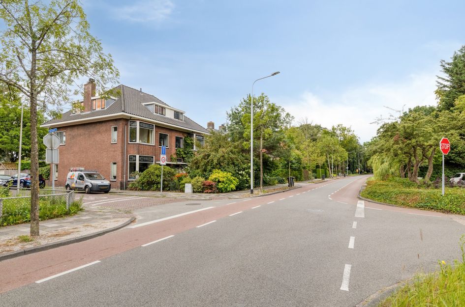 Oranje Nassaulaan 25