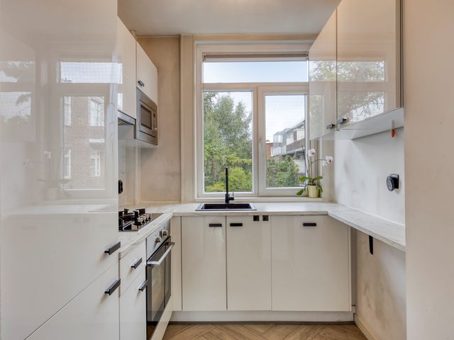 Schaarsbergenstraat 135, Den Haag
