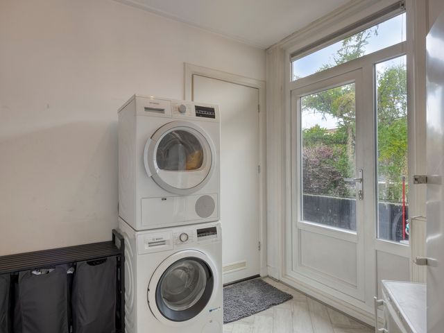Schaarsbergenstraat 135, Den Haag